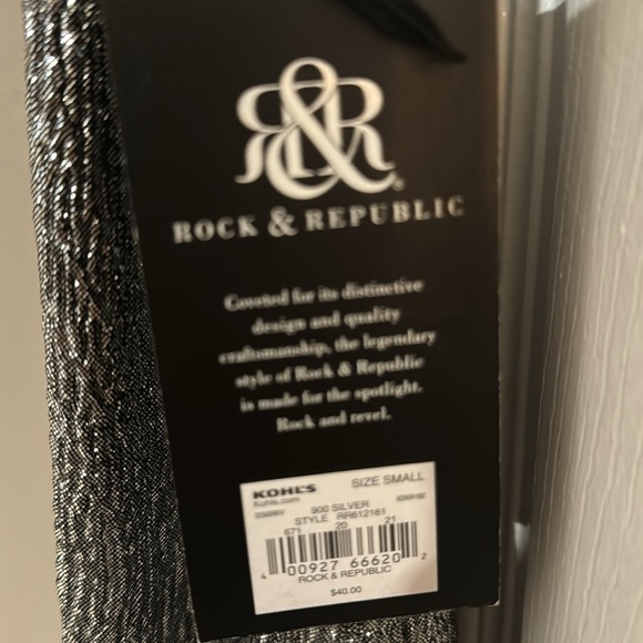 NWT Rock & Republic size small shiny silver top - Picture 4 of 8